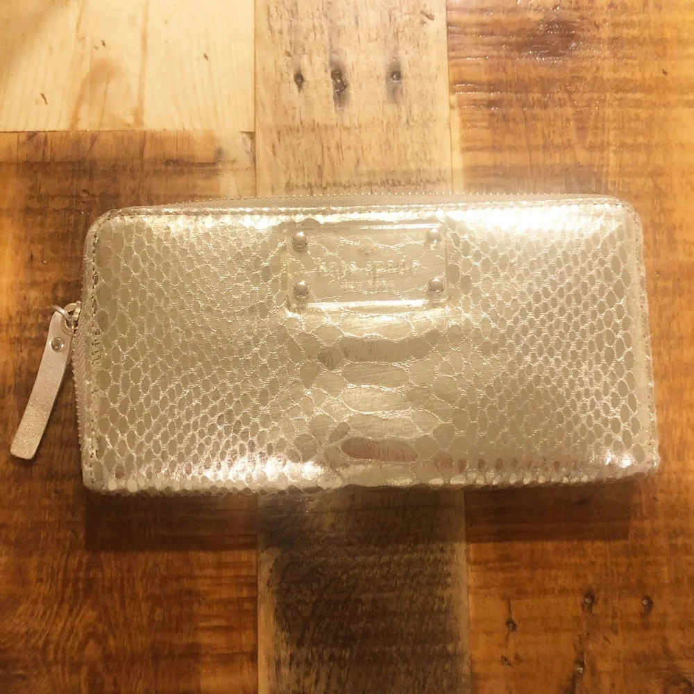 RARE Kate Spade New York Foiled Snake Embossed Zip Wallet – Gold | NWOT